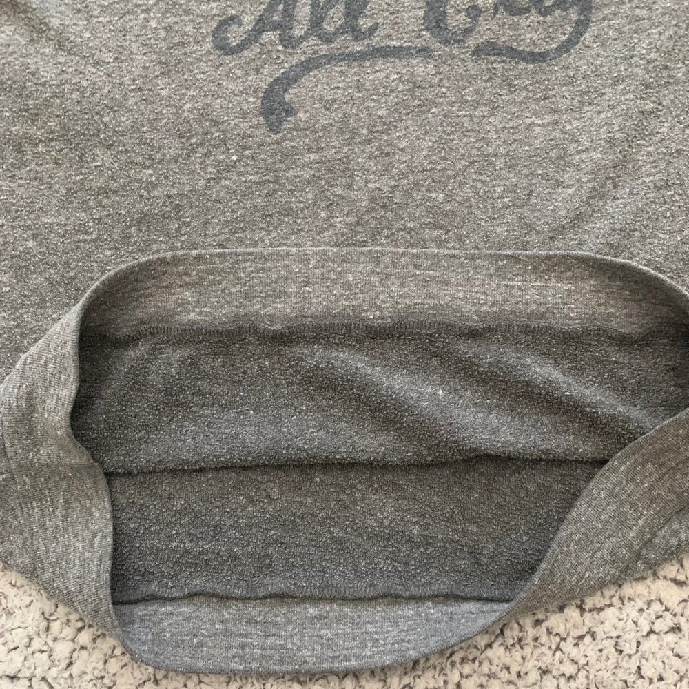 Obey All City Pullover Sweatshirt. Women's Medium. - Picture 6 of 10